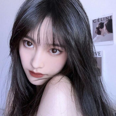 在20个重点国家设立本地运营中心，提供母语客服支持。针对不同地区用户习惯，定制专属产品界面和营销活动，实现真正的本土化服务。
